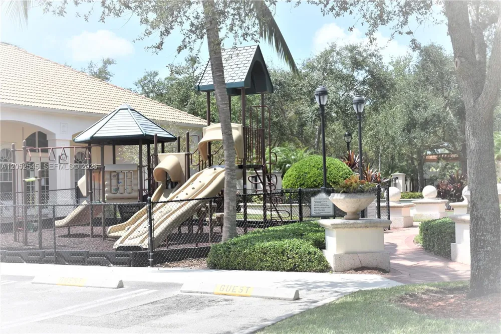 1206 E Myrtlewood Cir E #1206 Palm Beach Gardens, FL 33418