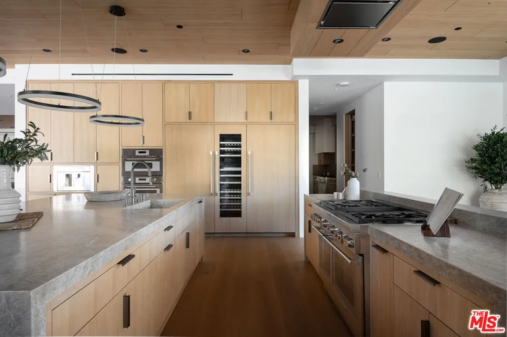 23615 Long Valley Road Hidden Hills, CA 91302
