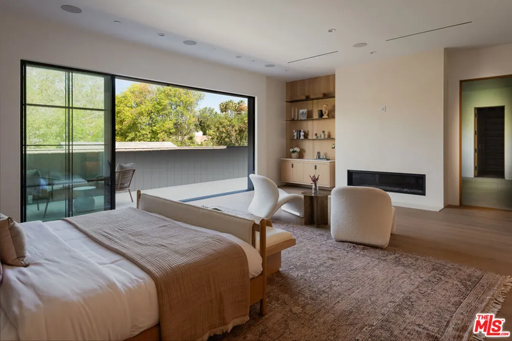 23615 Long Valley Road Hidden Hills, CA 91302
