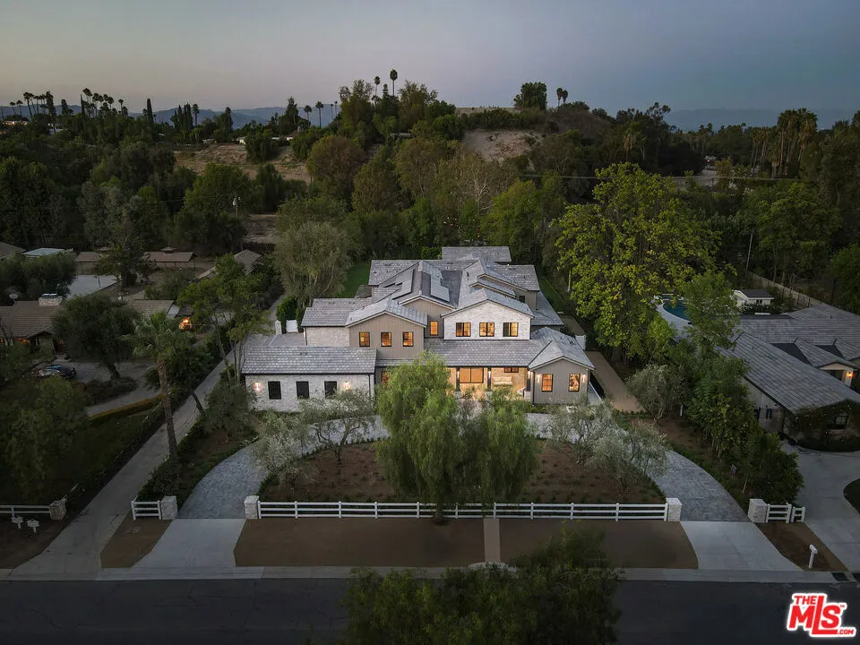 23615 Long Valley Road Hidden Hills, CA 91302