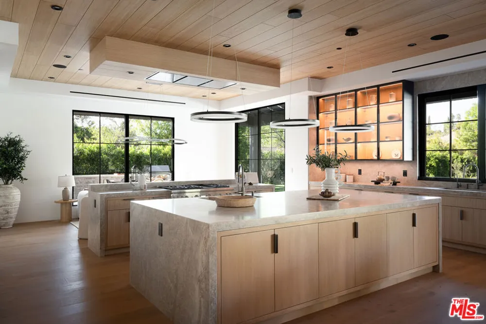 23615 Long Valley Road Hidden Hills, CA 91302
