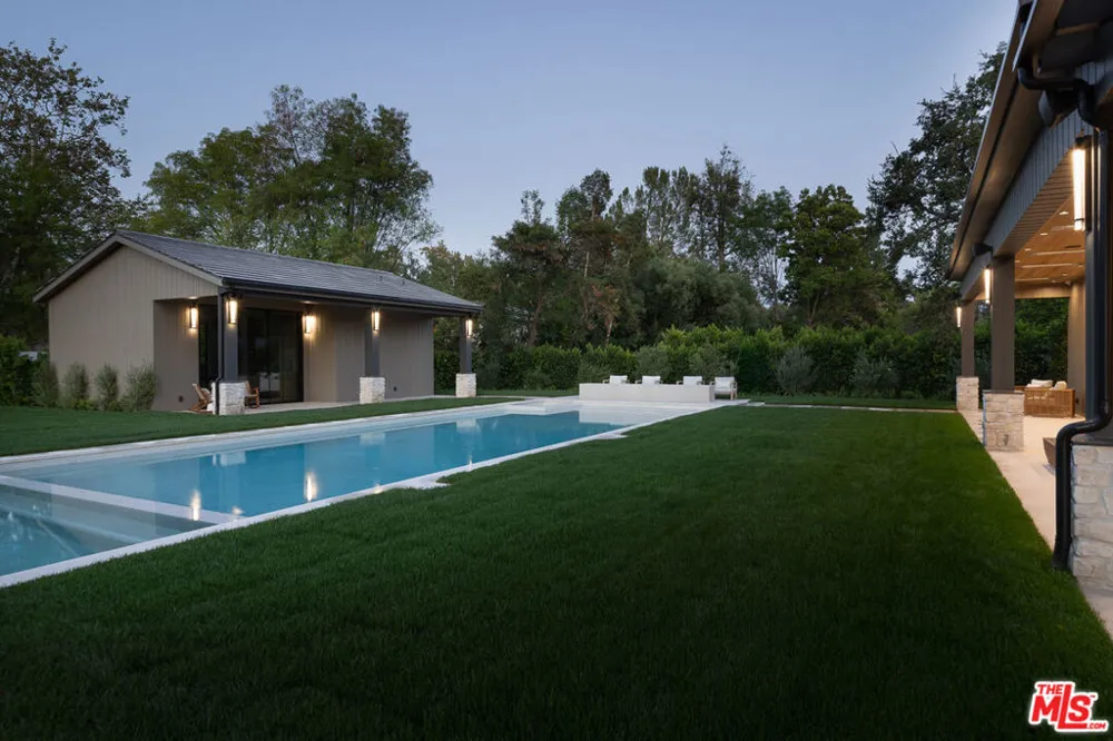 23615 Long Valley Road Hidden Hills, CA 91302