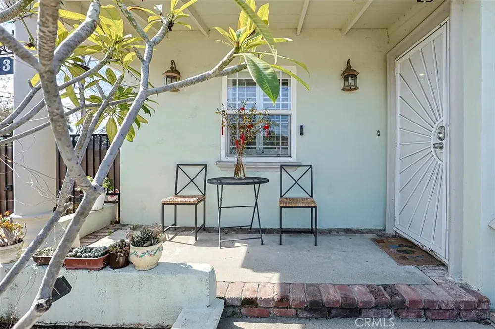 313 E 11th Azusa, CA 91702