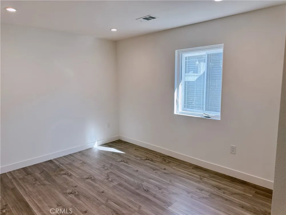 313 E 11th Azusa, CA 91702