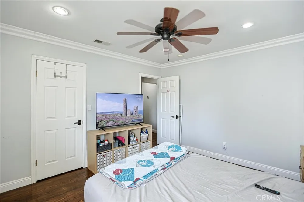 313 E 11th Azusa, CA 91702