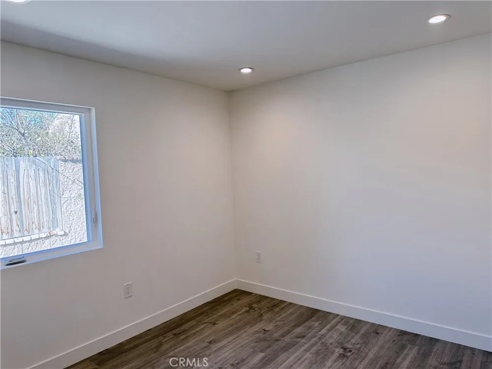 313 E 11th Azusa, CA 91702