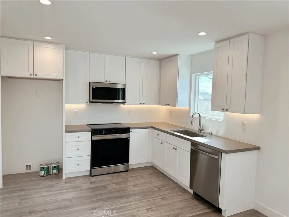 313 E 11th Azusa, CA 91702