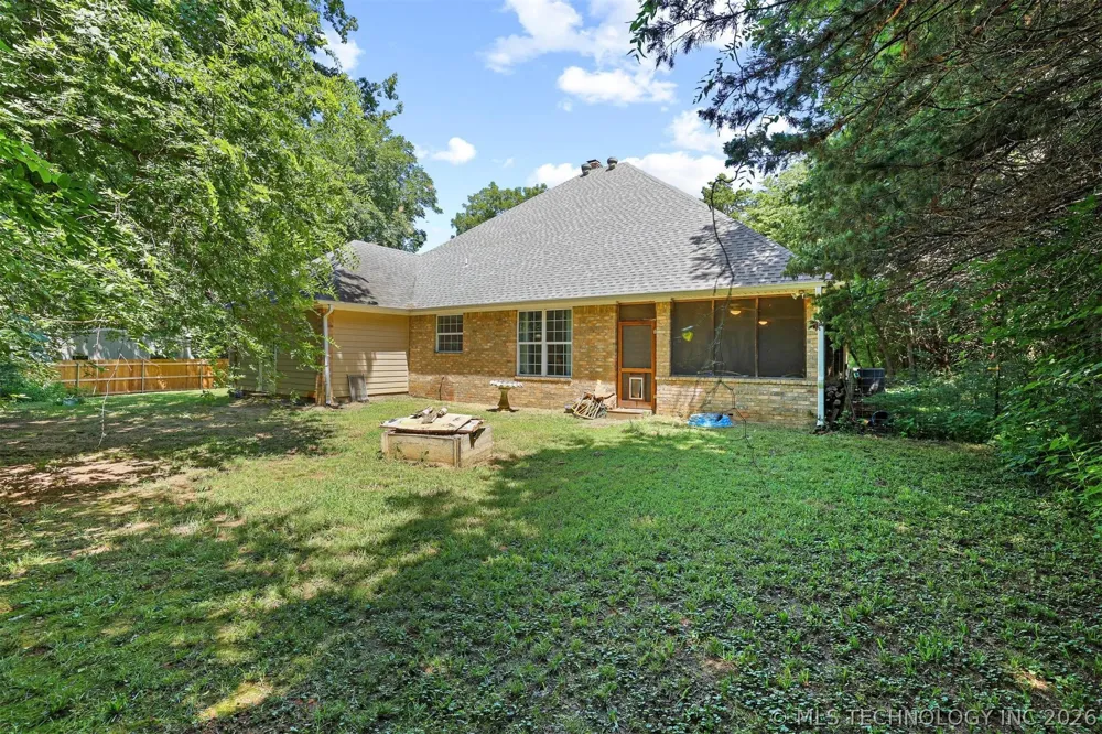7564 Maize Circle Kingston, OK 73439