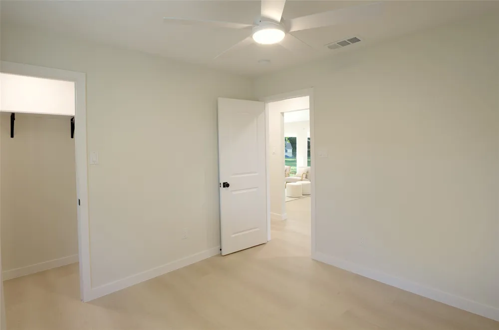 13004 Running Deer Trail Manchaca, TX 78652