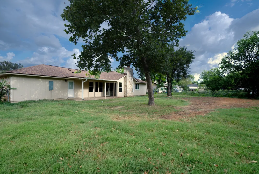 13004 Running Deer Trail Manchaca, TX 78652