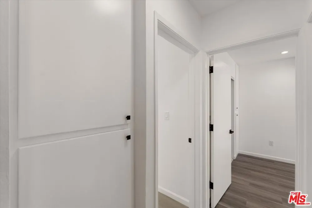 1904 11th Street #8 Santa Monica, CA 90404