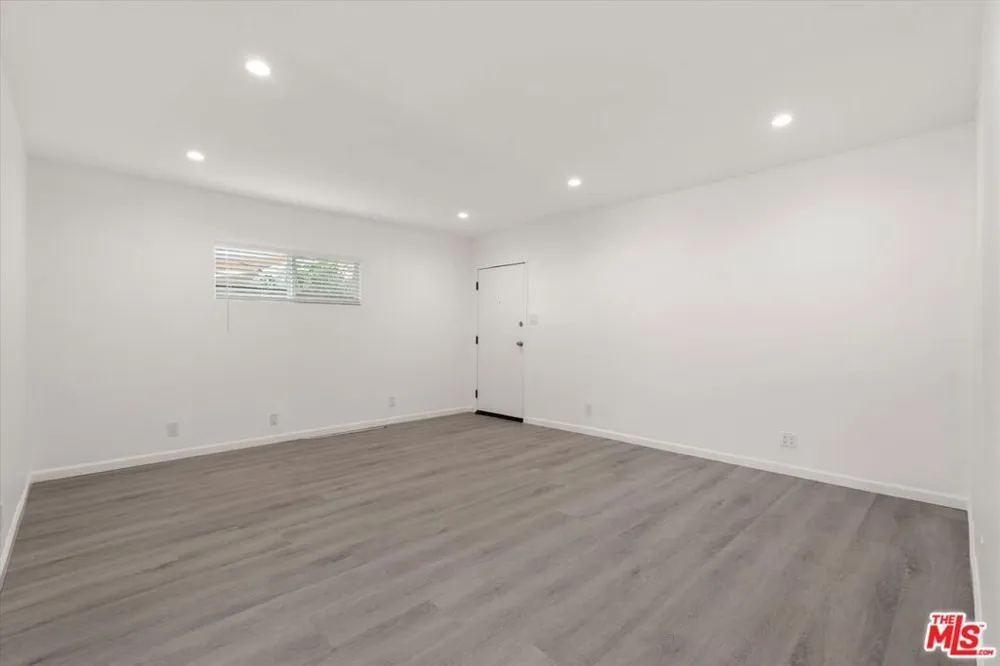1904 11th Street #8 Santa Monica, CA 90404