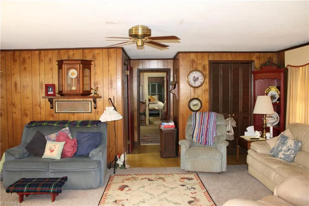 2541 Collinstown Road Westfield, NC 27053