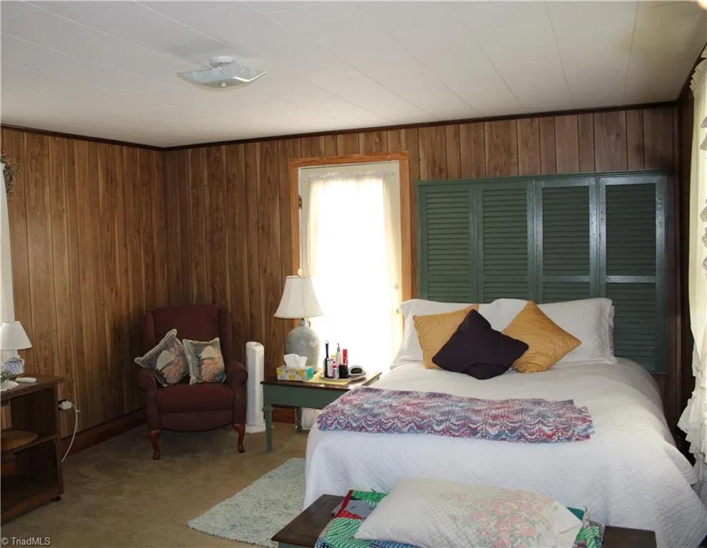 2541 Collinstown Road Westfield, NC 27053