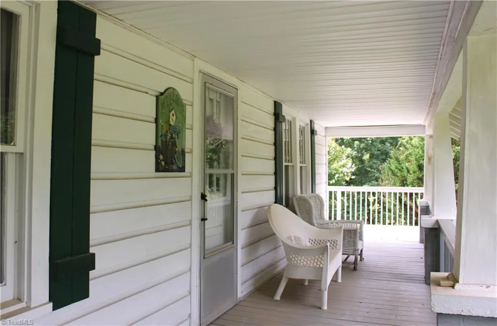 2541 Collinstown Road Westfield, NC 27053