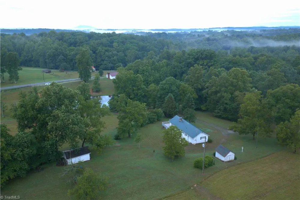 2541 Collinstown Road Westfield, NC 27053