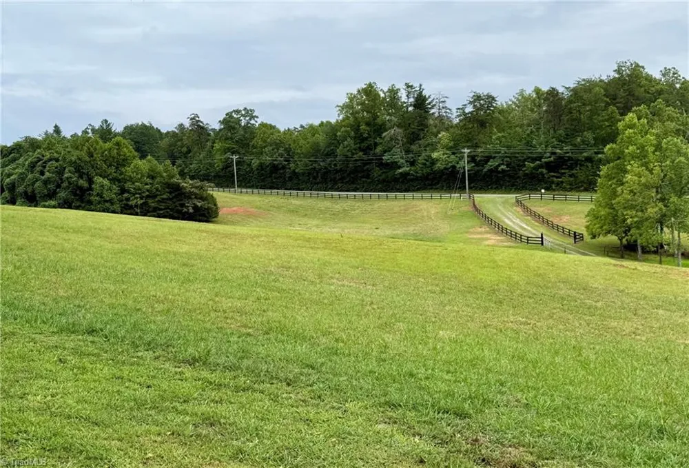 2541 Collinstown Road Westfield, NC 27053