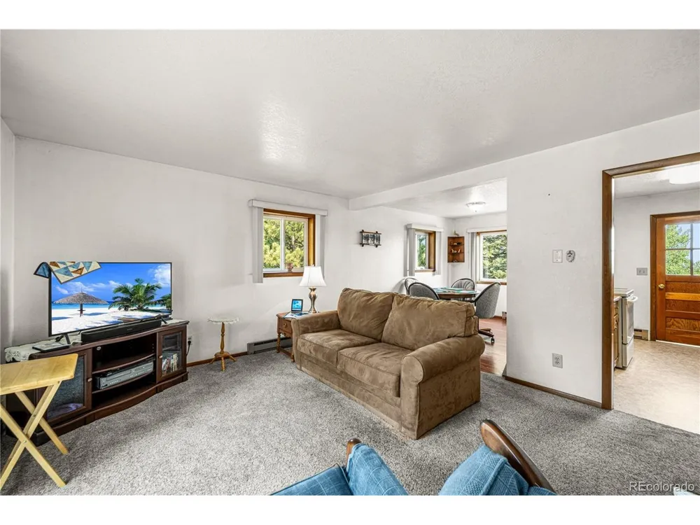 206 Little Horn Road Westcliffe, CO 81252