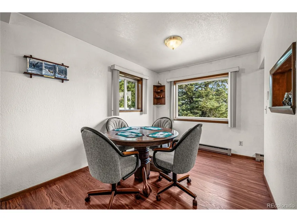 206 Little Horn Road Westcliffe, CO 81252