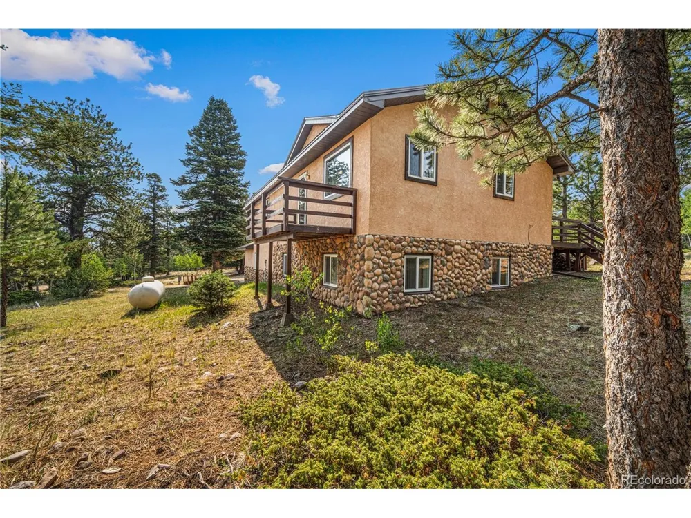 206 Little Horn Road Westcliffe, CO 81252