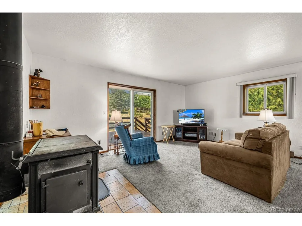206 Little Horn Road Westcliffe, CO 81252