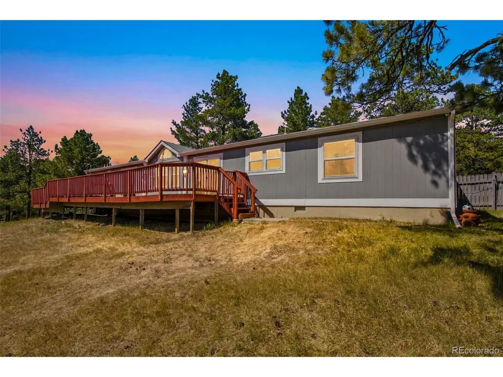 24124 Agate Trail Deer Trail, CO 80105