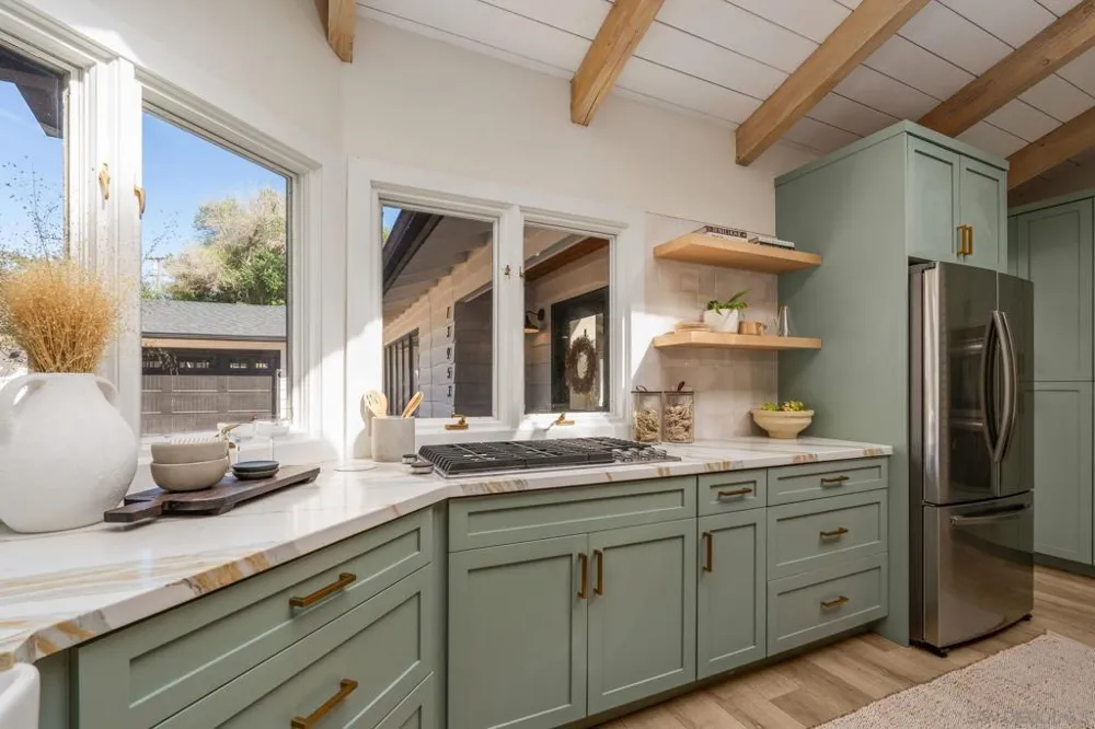 13953 Sagewood Poway, CA 92064