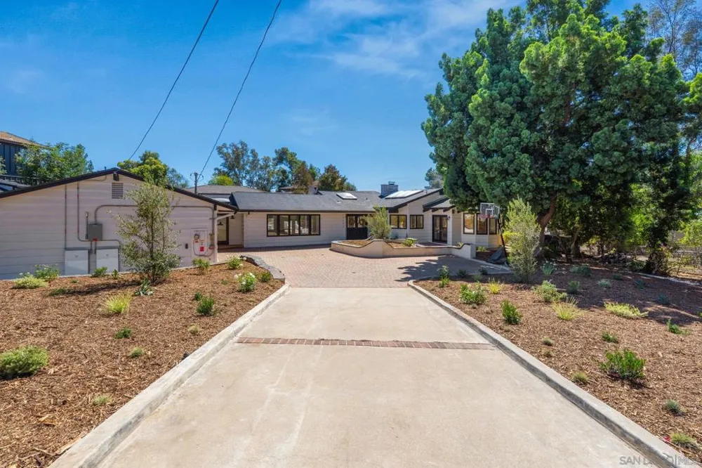 13953 Sagewood Poway, CA 92064