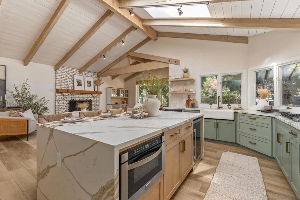 13953 Sagewood Poway, CA 92064