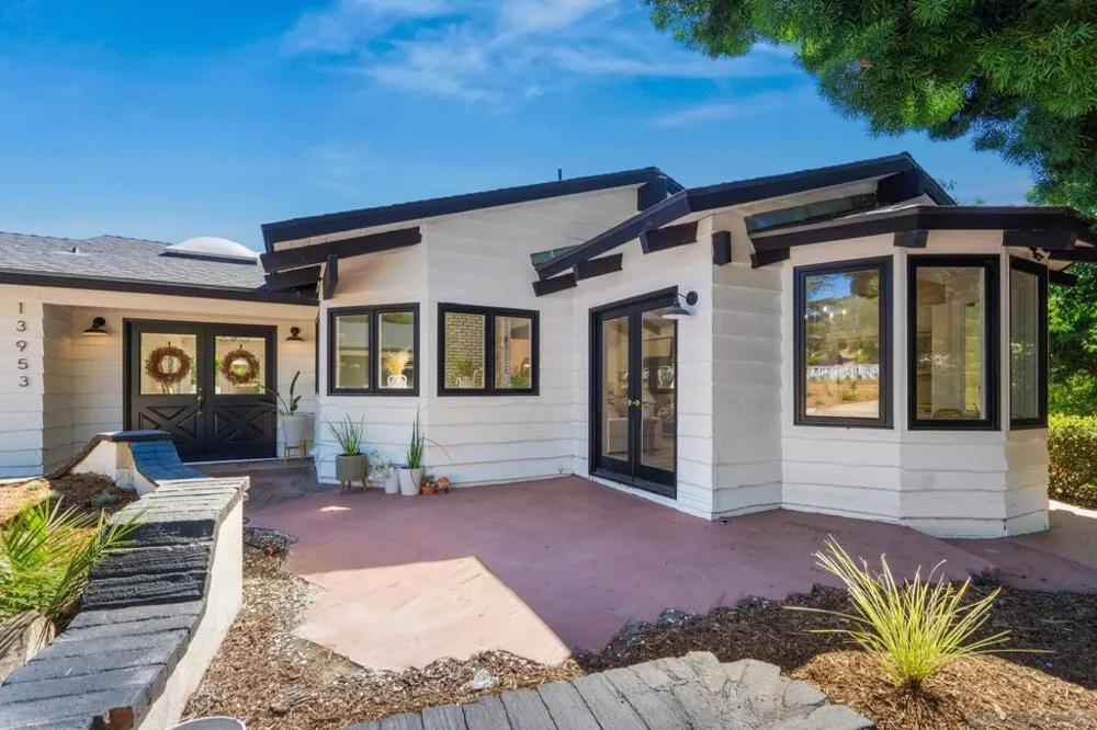 13953 Sagewood Poway, CA 92064