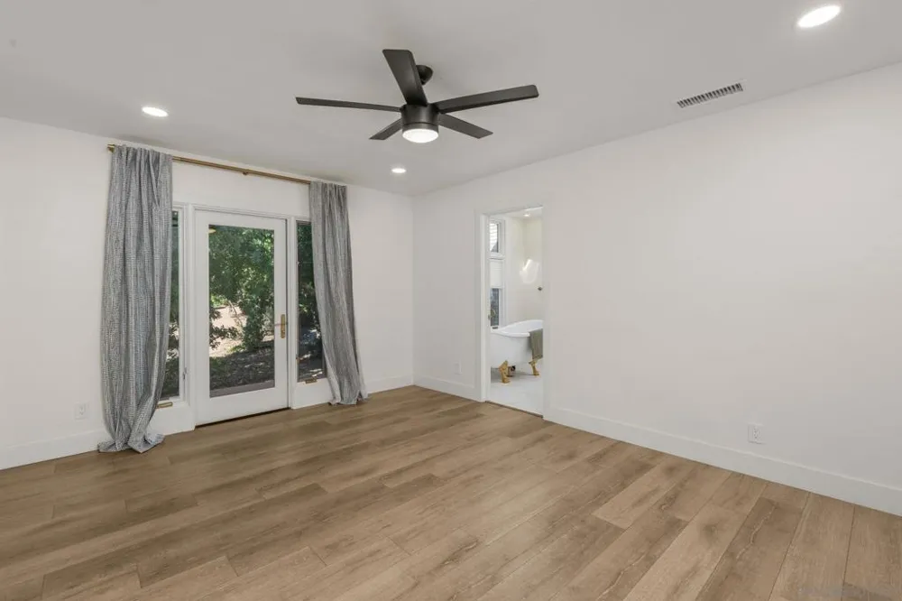 13953 Sagewood Poway, CA 92064