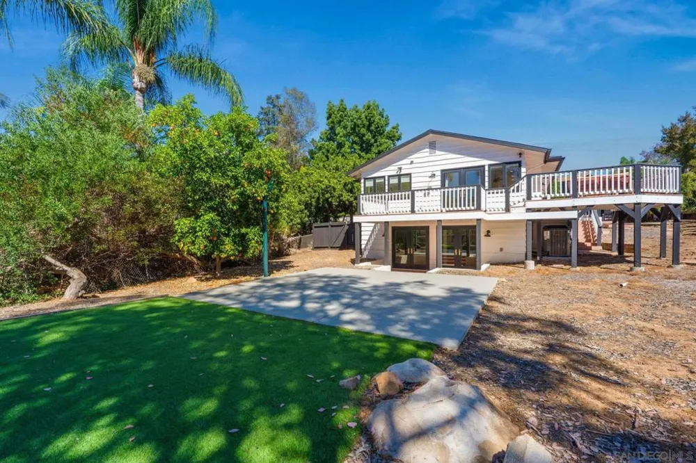 13953 Sagewood Poway, CA 92064
