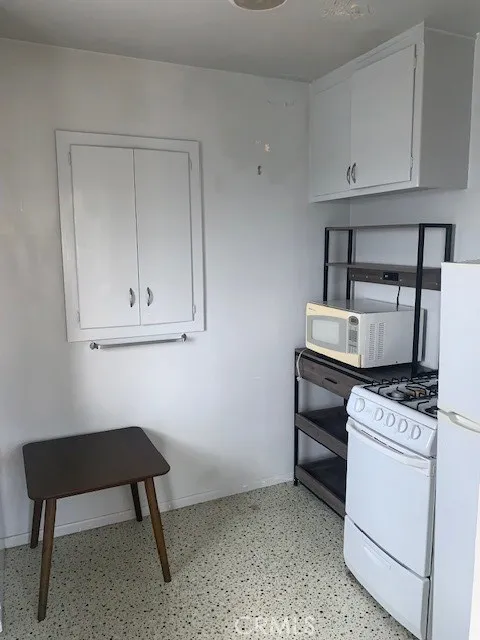 740 W 33rd San Pedro, CA 90731