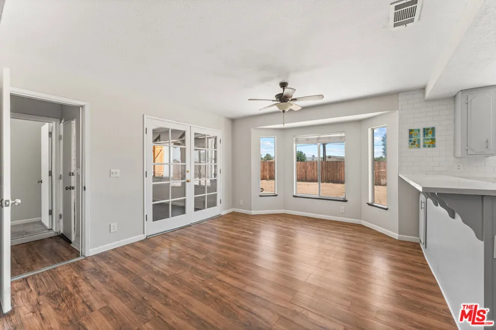 15361 Mondamon Road Apple Valley, CA 92307