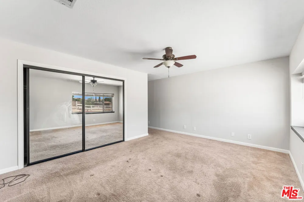 15361 Mondamon Road Apple Valley, CA 92307