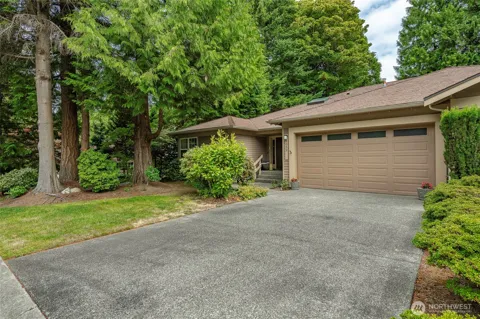 9052 Gleneagle Drive #19