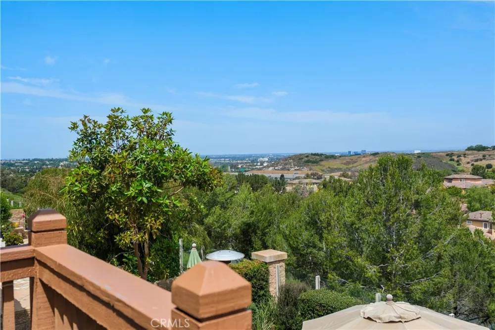 21 Fayence Newport Coast, CA 92657