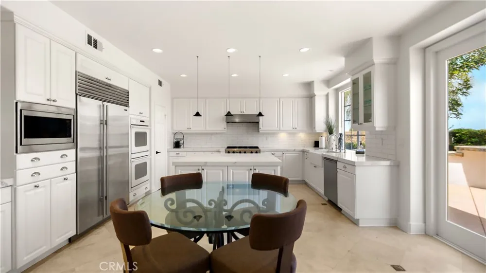 21 Fayence Newport Coast, CA 92657