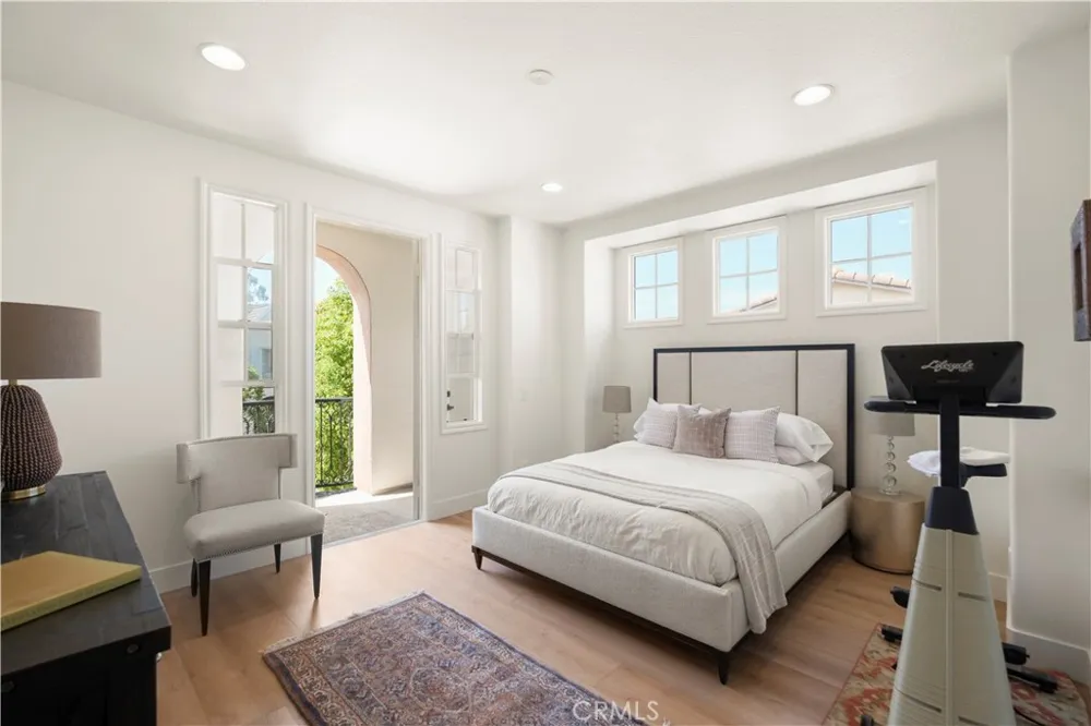 21 Fayence Newport Coast, CA 92657