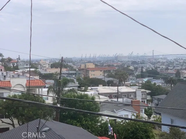 744 W 33rd San Pedro, CA 90731
