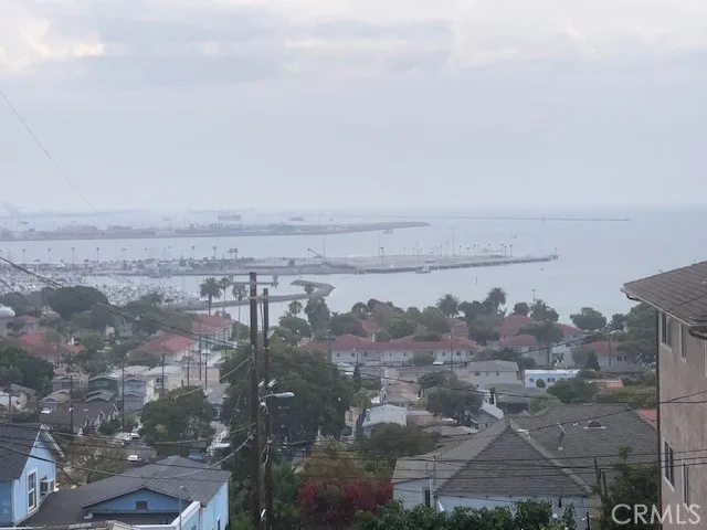 744 W 33rd San Pedro, CA 90731