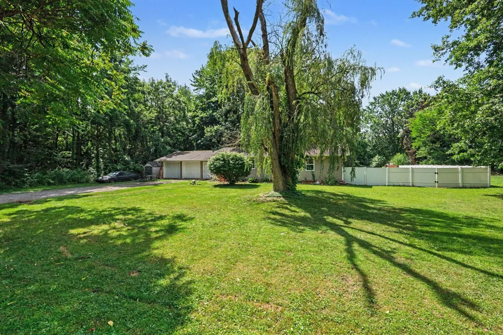 67238 Oxbow Drive Constantine, MI 49042