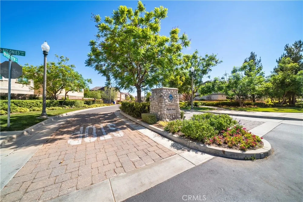 851 Christian Court Upland, CA 91784