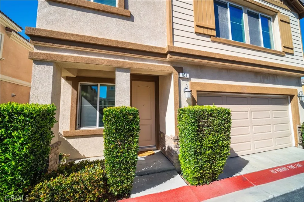851 Christian Court Upland, CA 91784