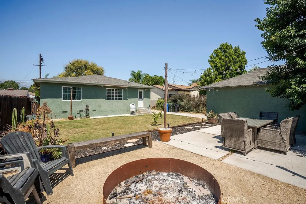 346 W Artesia Pomona, CA 91768