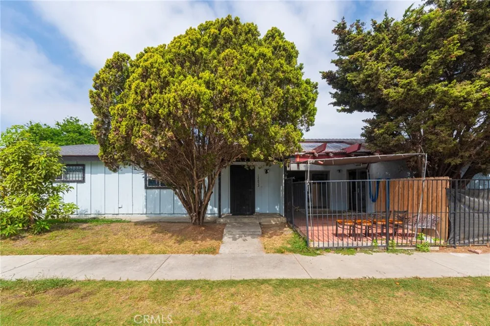 12852 Court Garden Grove, CA 92841