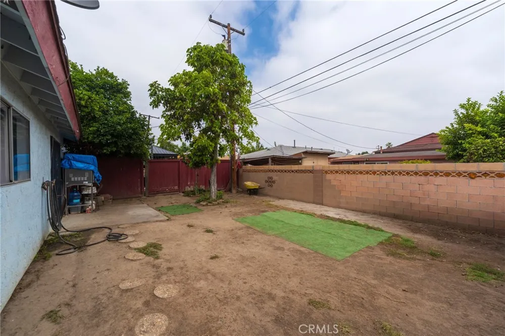 12852 Court Garden Grove, CA 92841