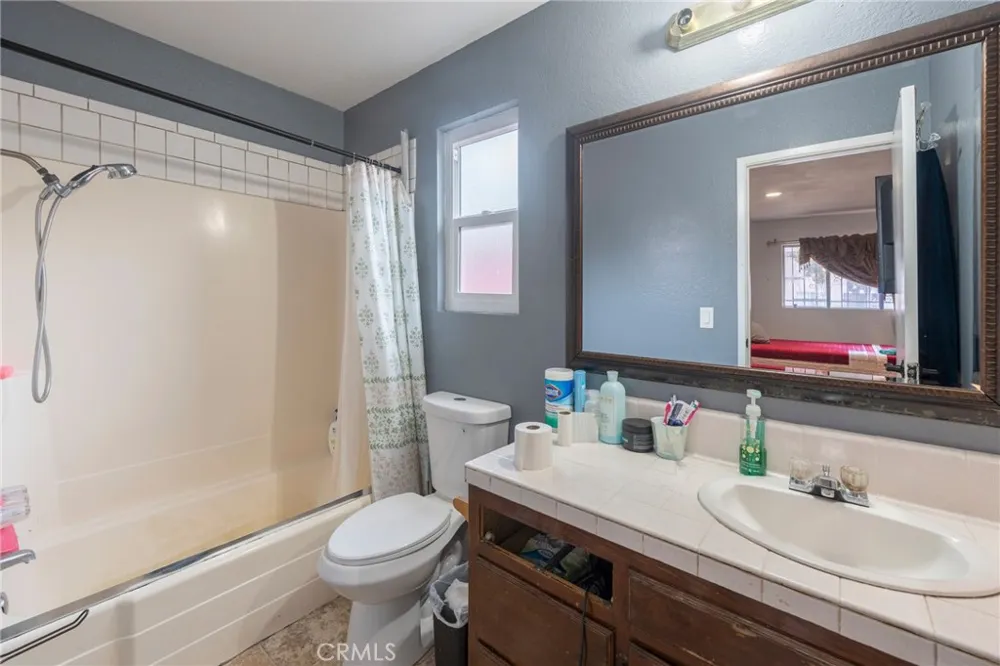 12852 Court Garden Grove, CA 92841