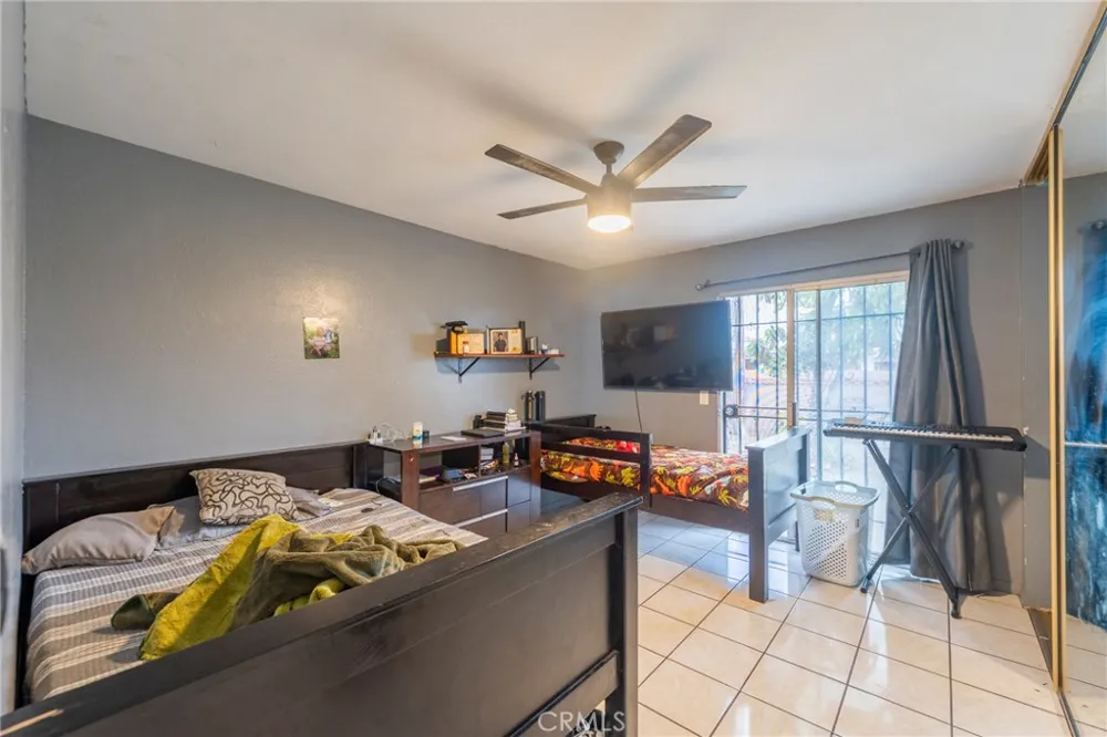 12852 Court Garden Grove, CA 92841