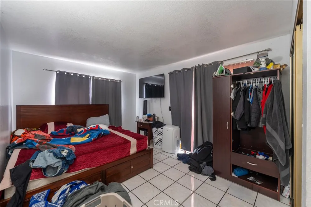 12852 Court Garden Grove, CA 92841